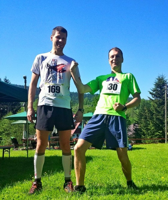 gotowi do startu na półmaraton mustanga