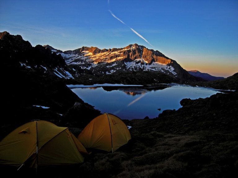 Aigüestortes Estany de Sant Maurici oraz Natural Park of Posets-Maladeta