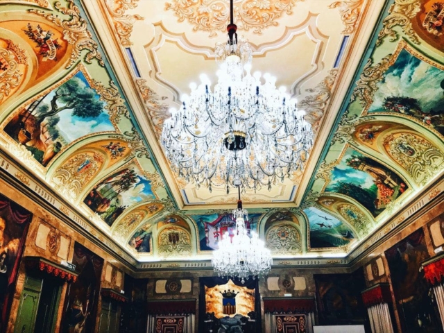 wnetrze ratusza w castellon